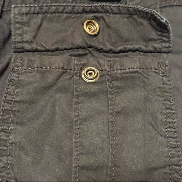 New York & Company 8 Pocket Mid Rise Ankle Cargo Pants Utility Black‎ Size 4 - Picture 8 of 10